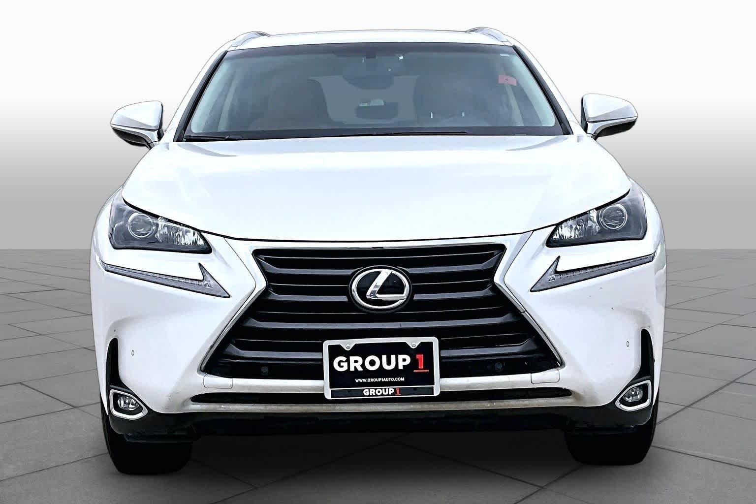 Used 2016 Eminent White Pearl Lexus  image 4
