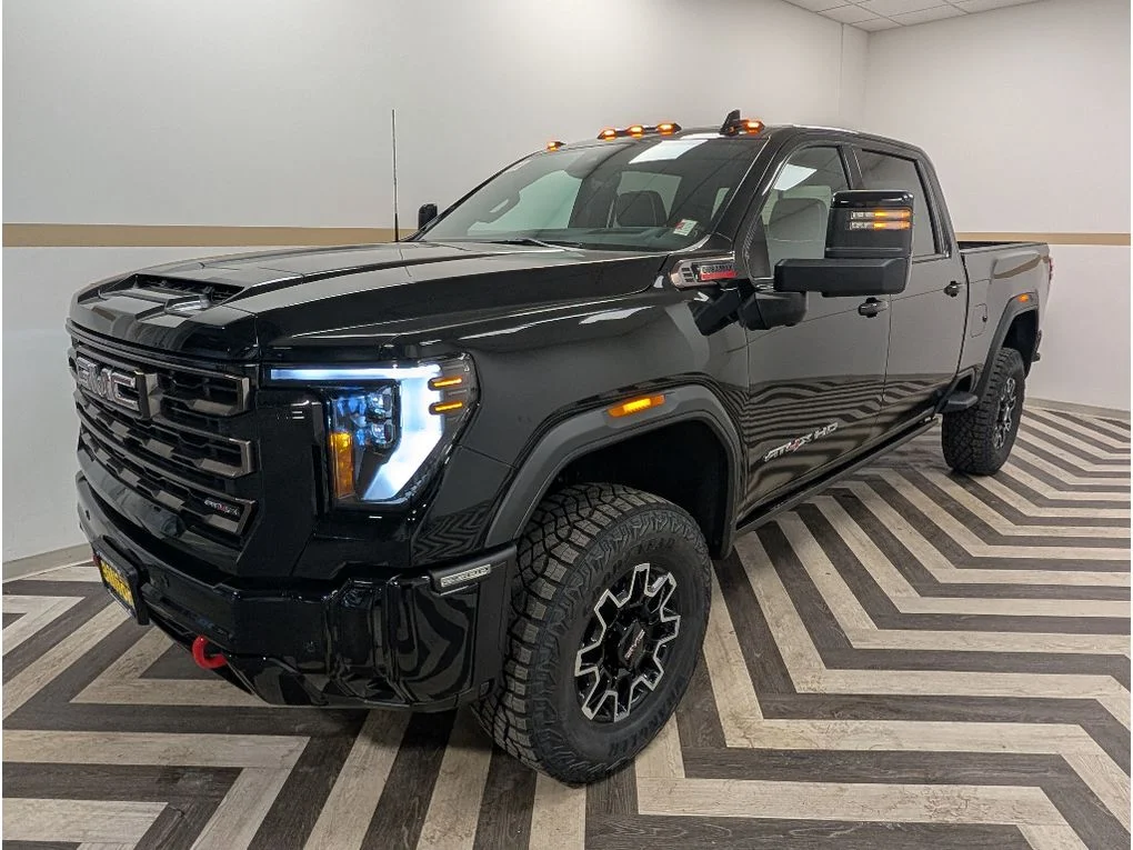 2026 GMC Sierra 4WD Crew Cab Standard Box AT4X's photo