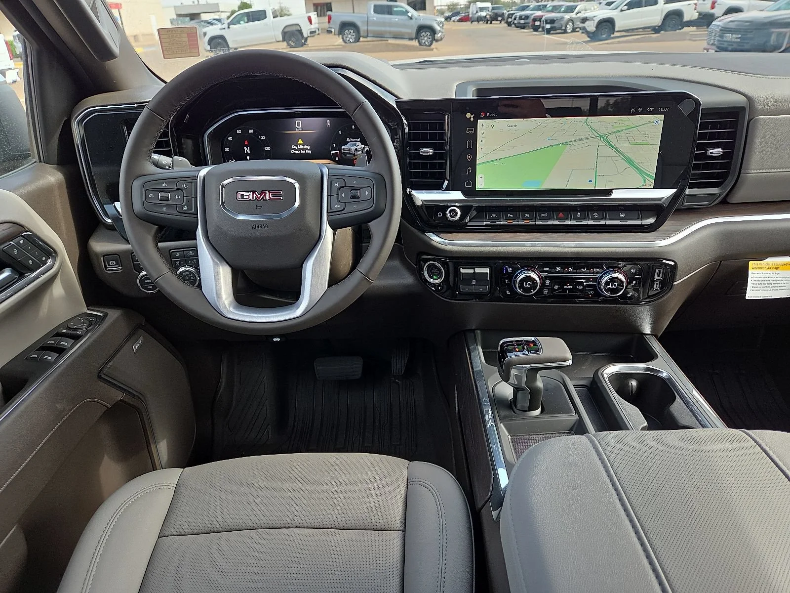 2026 GMC Sierra 1500 SLT - Photo 9