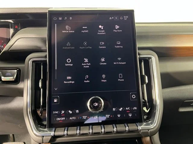 2026 GMC Yukon Denali - Photo 26