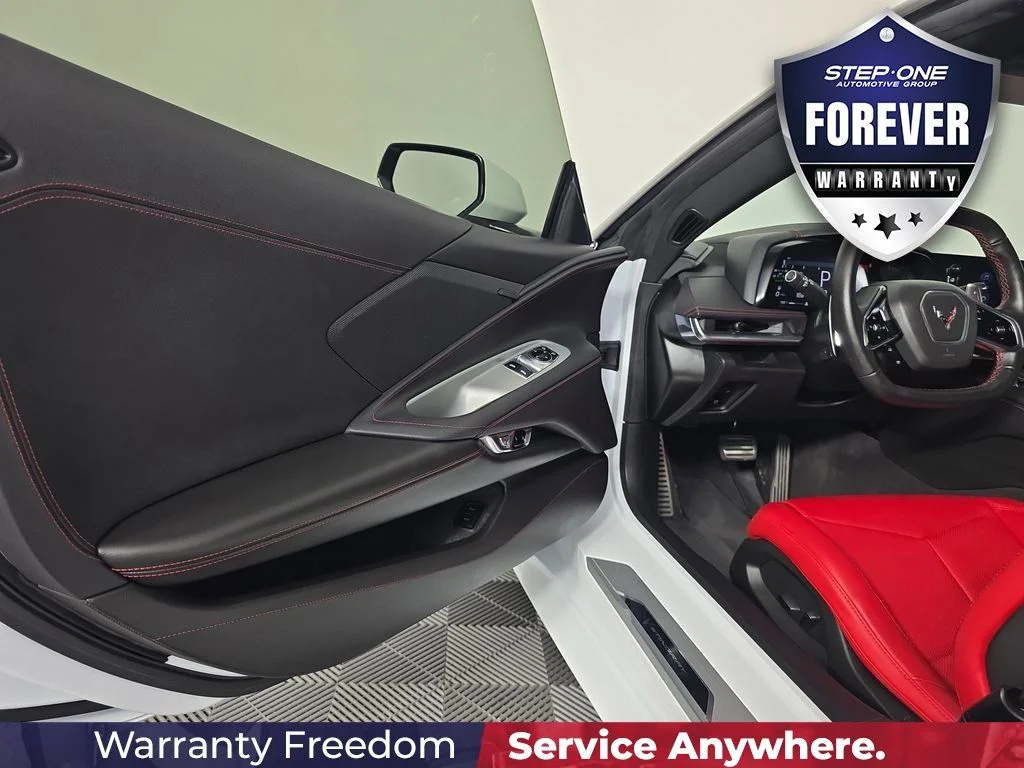 Used 2023 White Chevrolet Stingray image 18