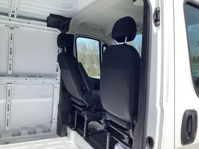 New 2026 Bright White Clear-Coat Exterior Paint RAM Low Roof image 10