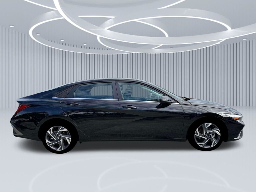 New 2026 Black Hyundai Limited image 28