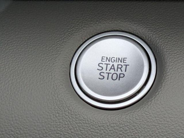 New 2026 White Hyundai SEL Sport Premium image 29