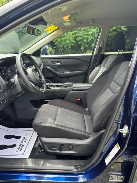 Used 2024 Blue Nissan SV image 15