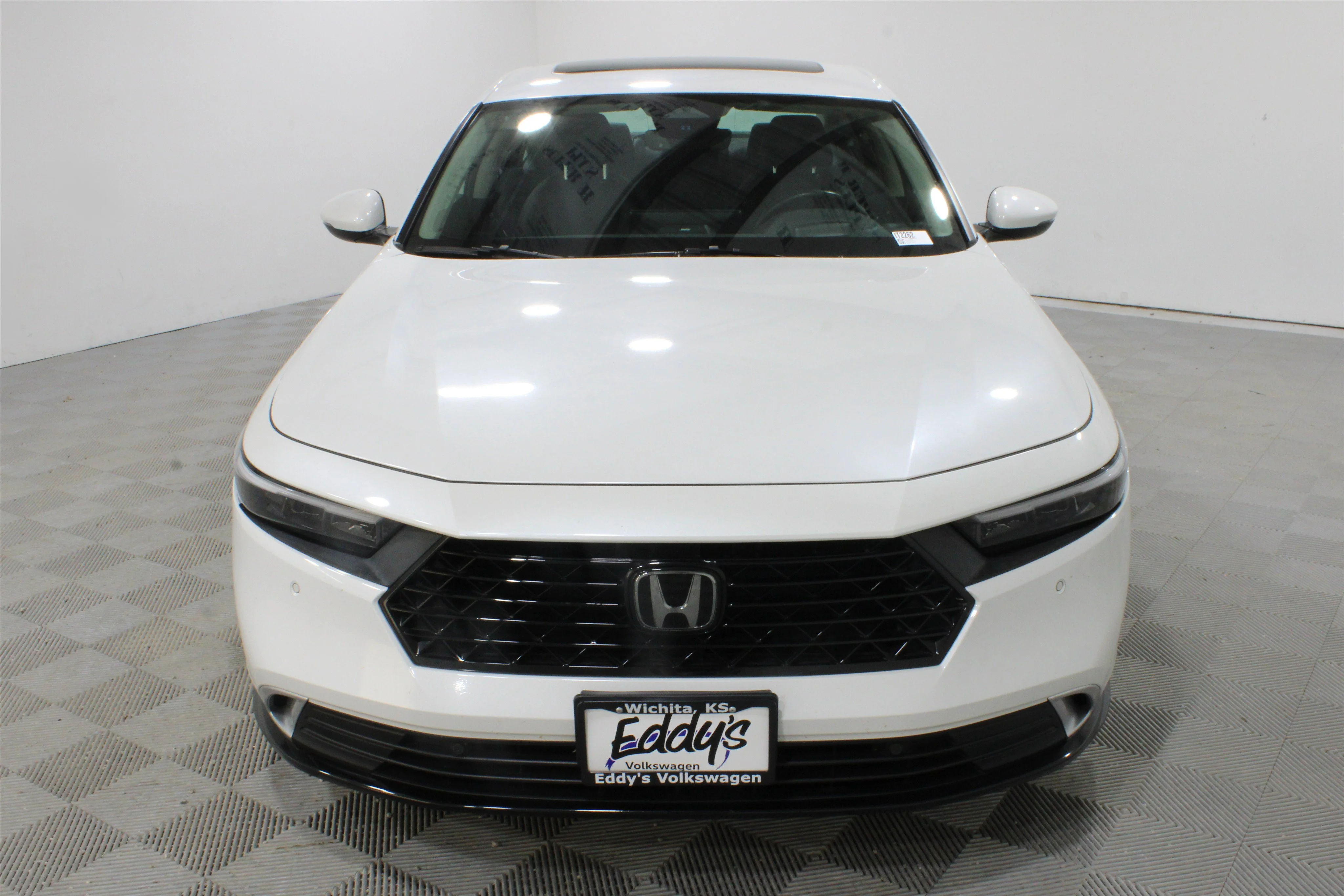 2023 Honda Accord Hybrid Touring - Photo 32