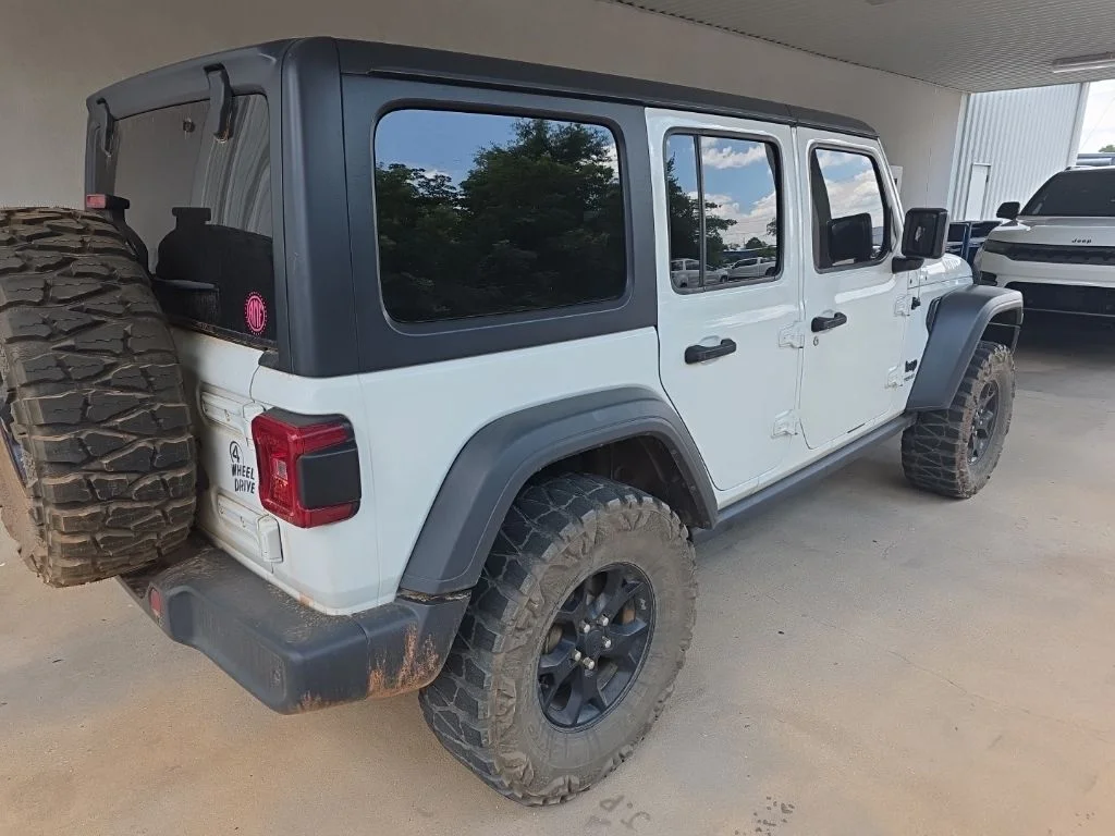 Used 2020 White Jeep Unlimited Sport image 3