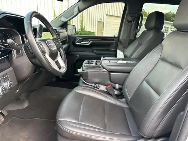Certified Used 2025 Sterling Metallic GMC SLT image 23