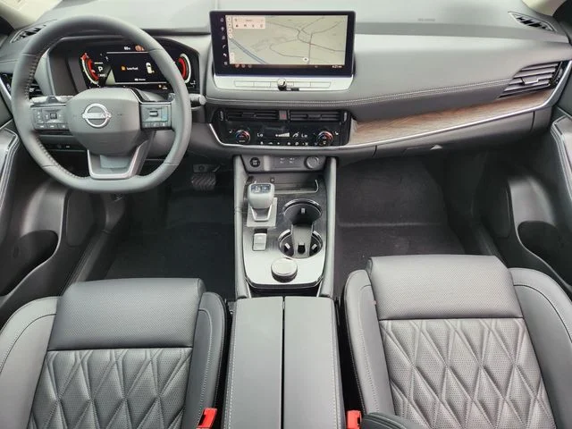 New 2026 White Nissan Platinum image 16