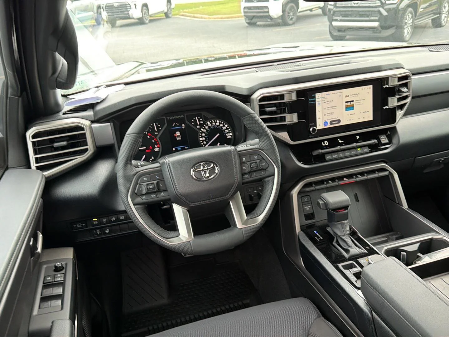 New 2026 Midnight Black Metallic Toyota SR5 image 18