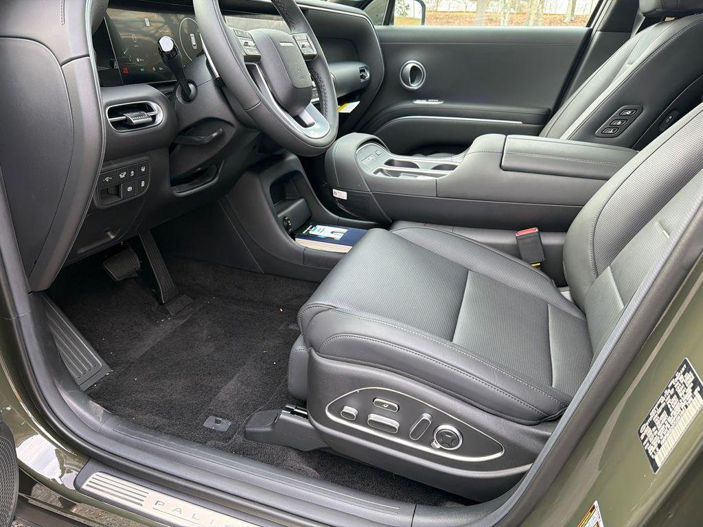 New 2026 Silver Hyundai Calligraphy FWD image 9