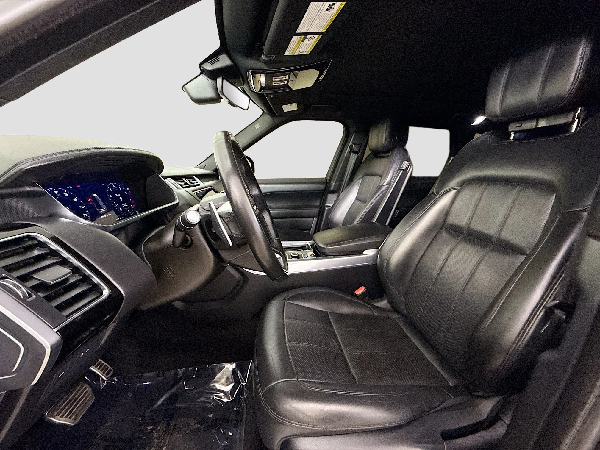 Used 2020  Land Rover HSE Dynamic image 23