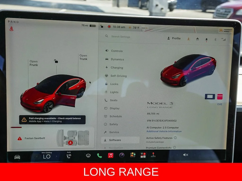 Used 2018  Tesla Long Range image 23