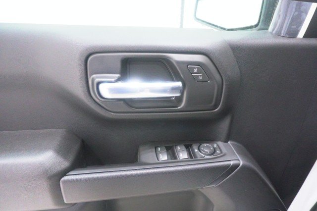 2025 Chevrolet Silverado 1500 Custom - Photo 12