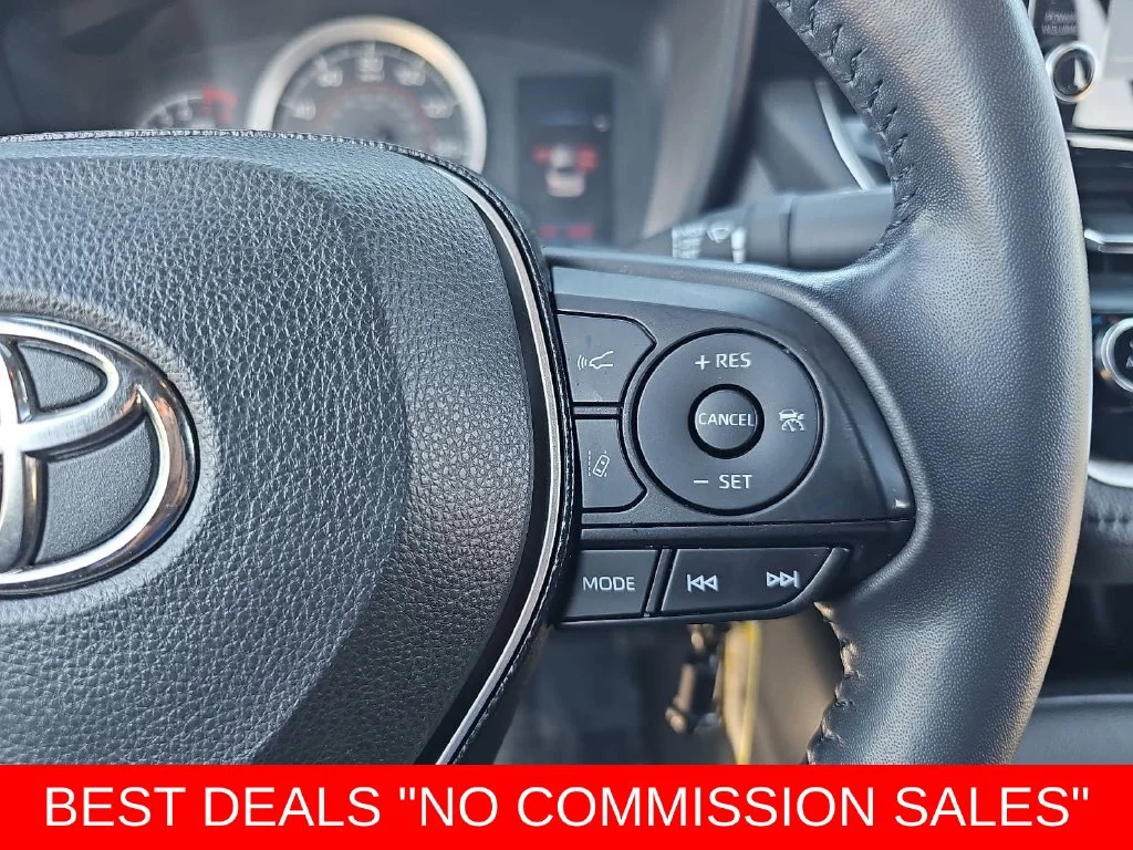 Used 2021 Blue Toyota SE image 17