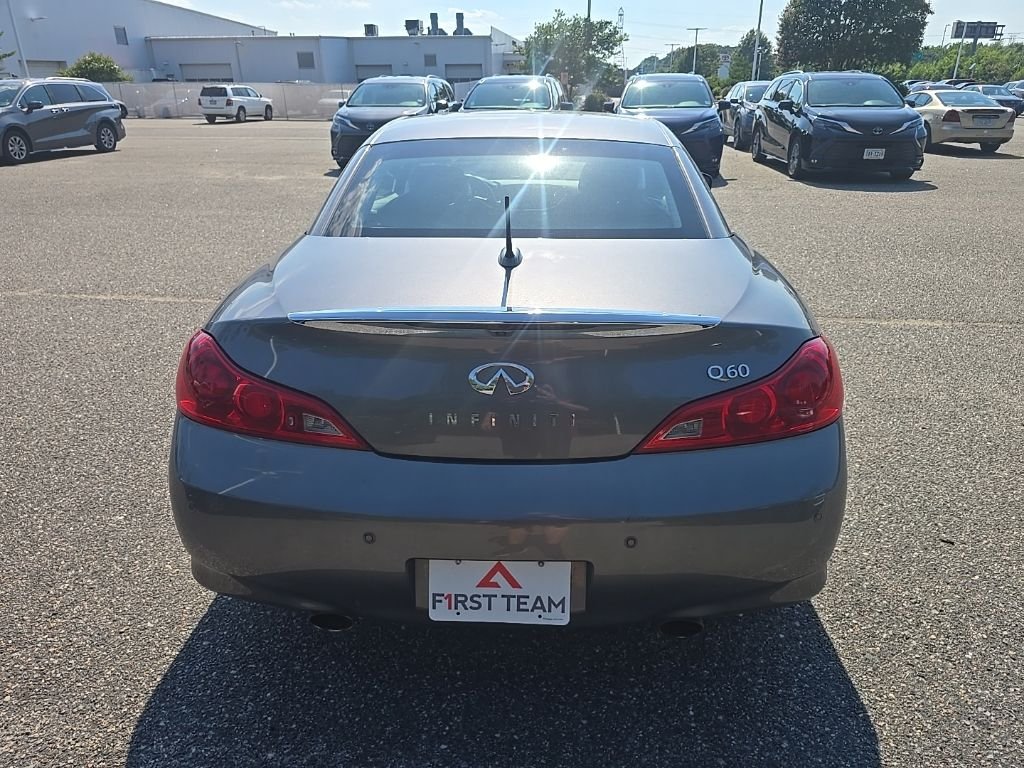 Used 2014 Gray INFINITI Base image 6