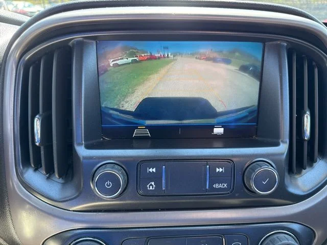 Used 2022 Black GMC AT4 w/Cloth image 37