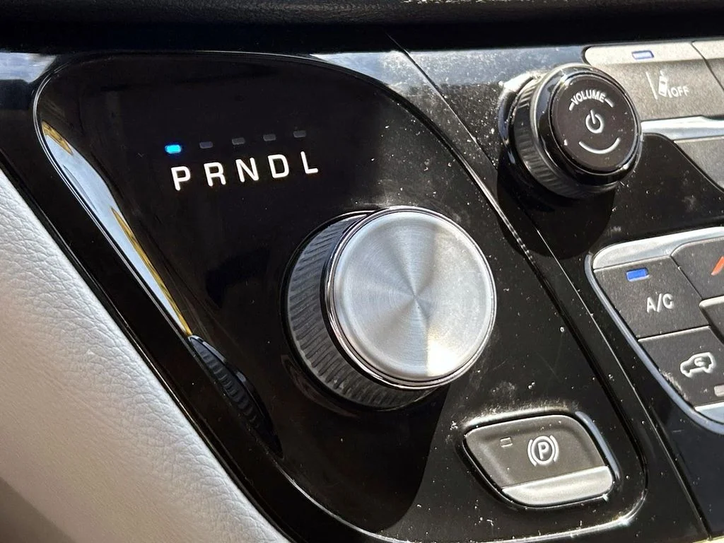 Used 2022 White Chrysler Touring L image 28