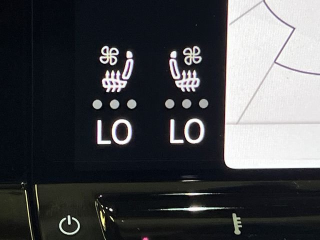 New 2026 White Volkswagen 2.0T SE w/Technology image 19