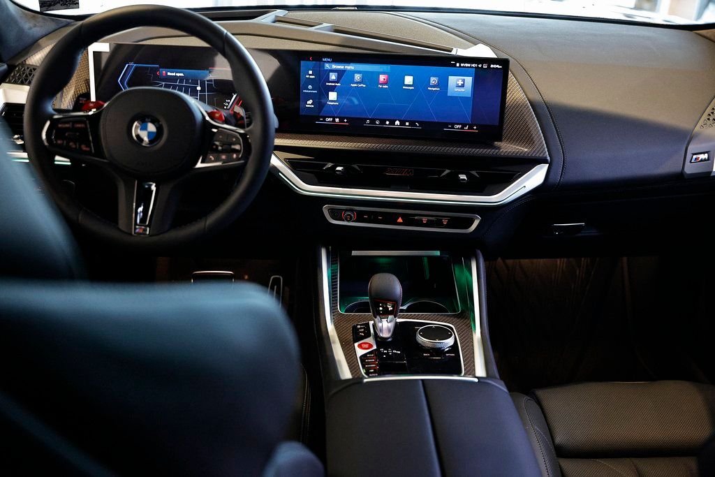 New 2026 Black Sapphire Metallic BMW Label image 28