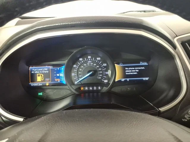 Used 2018 Black Ford SEL image 17