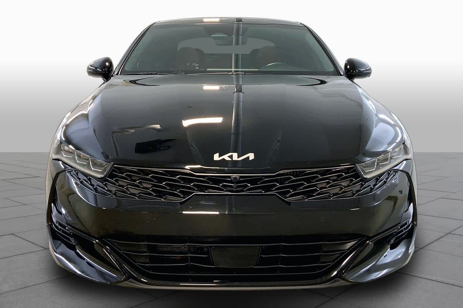 Used 2022 Ebony Black Kia GT image 3