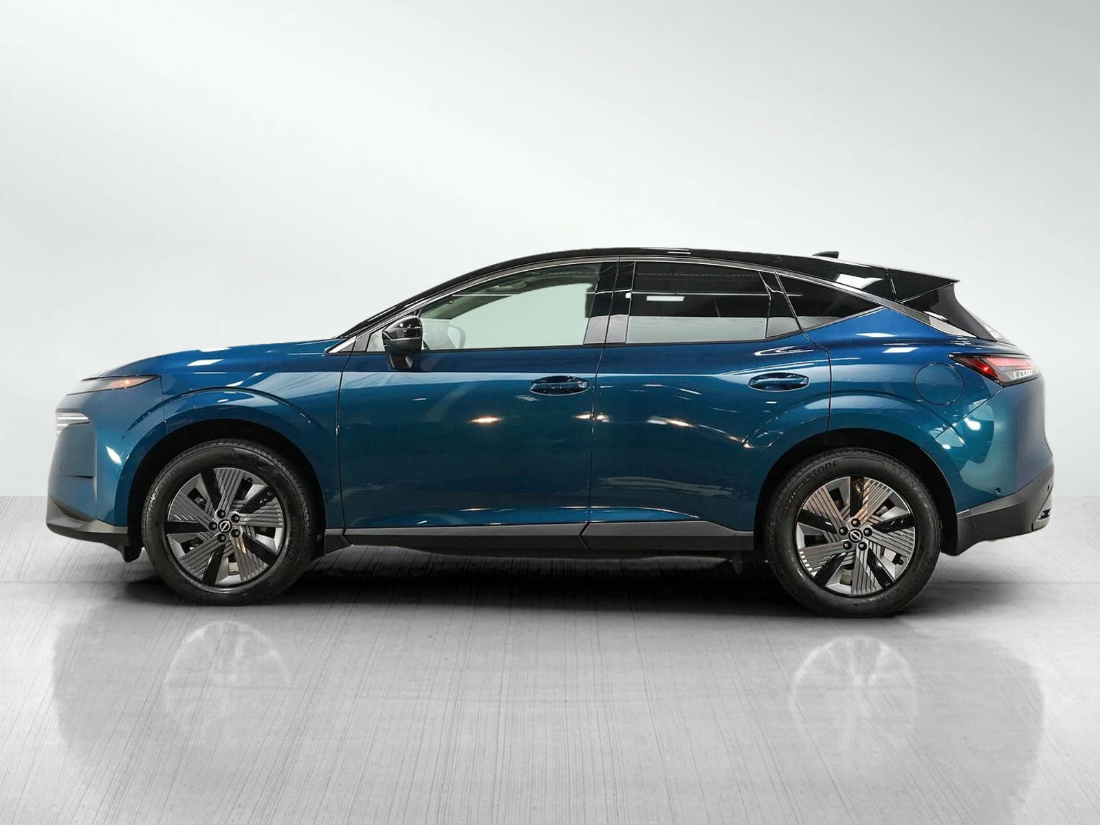 Used 2025 Nissan Murano SL with VIN 5N1AZ3CS1SC128978 for sale in Minneapolis, Minnesota