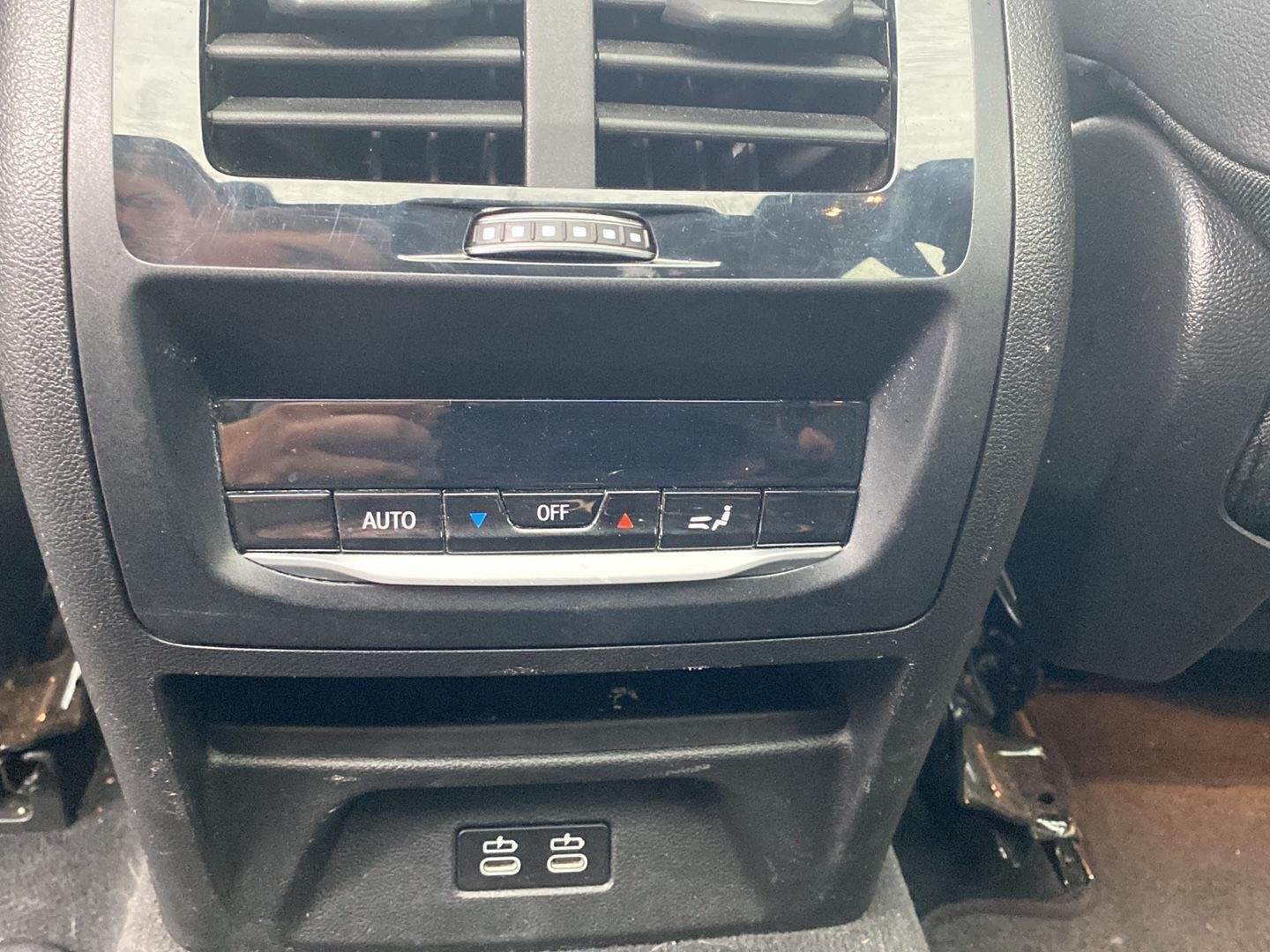 Certified Used 2024  Bmw  image 13