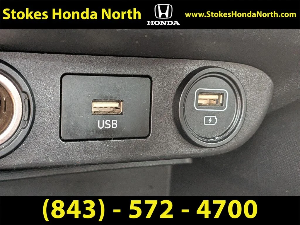 Used 2021 Gray Hyundai SEL image 19