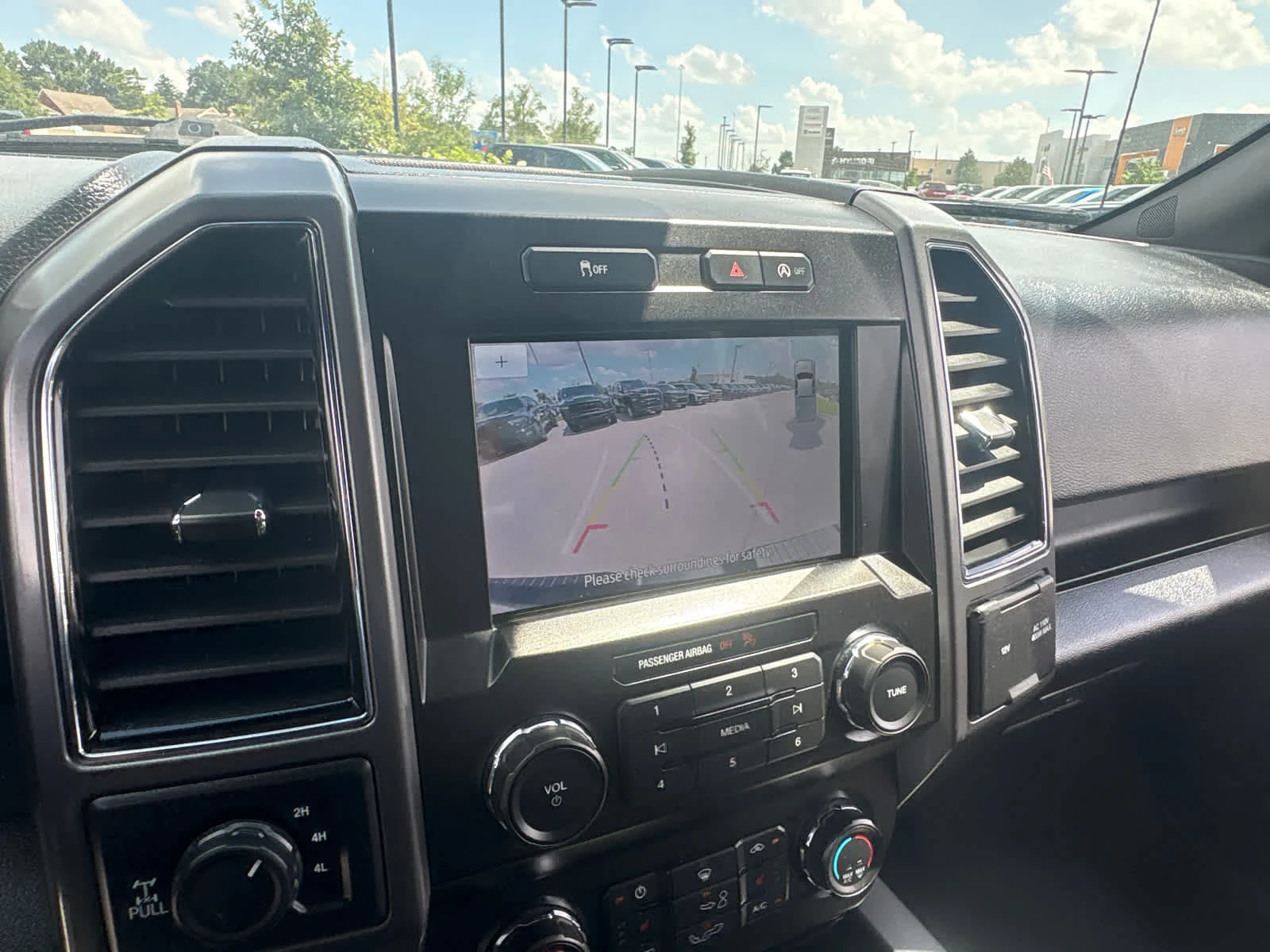 Used 2019 Ingot Silver Metallic Ford XLT image 26