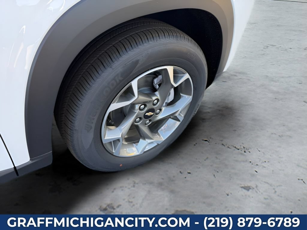 2026 Chevrolet Trax LT - Photo 34