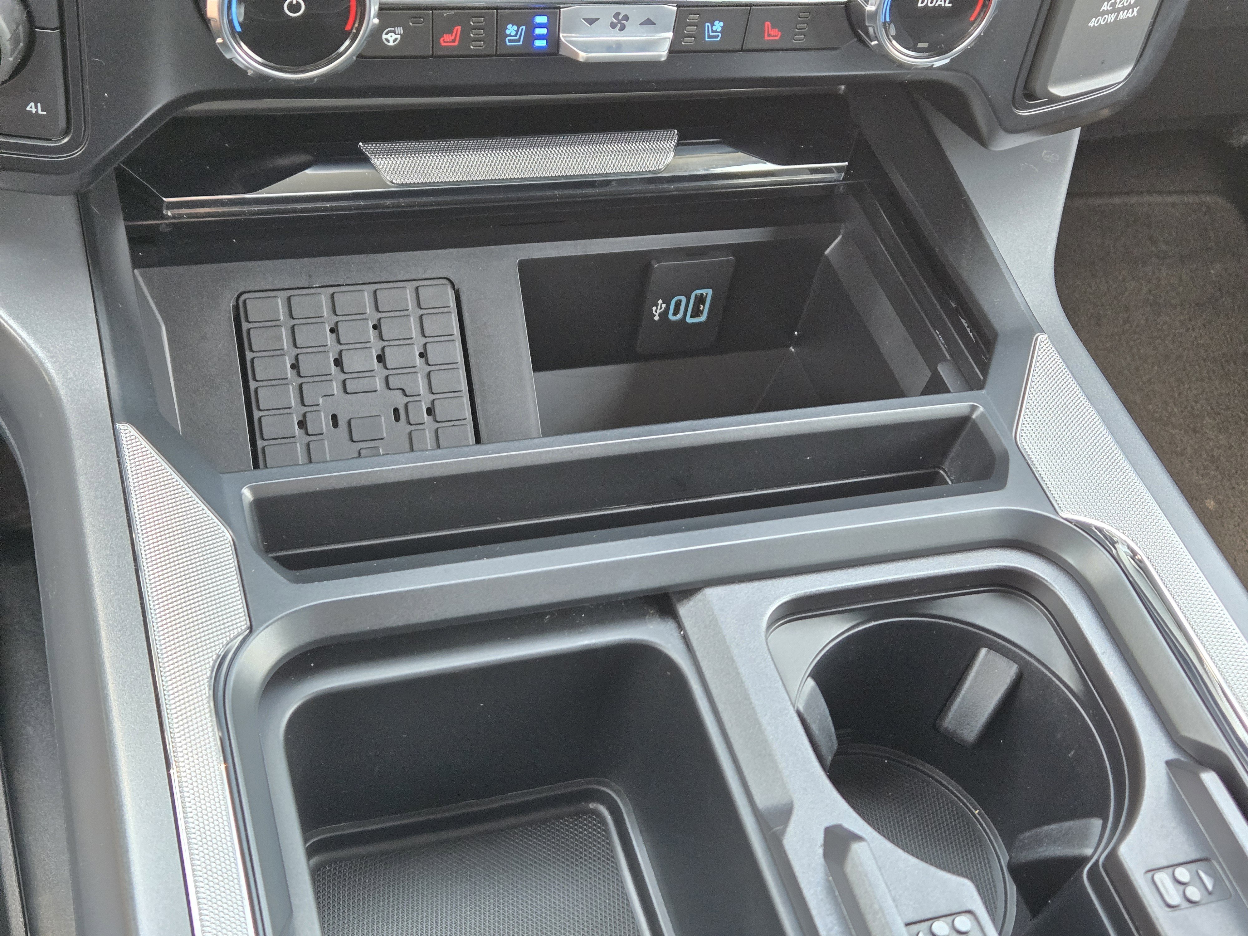 Used 2024 Carbonized Gray Metallic Ford Lariat image 33