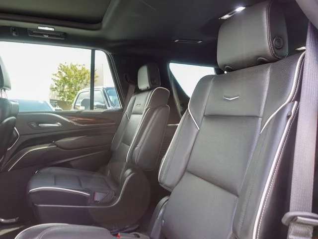Used 2024 White Cadillac Premium Luxury image 23