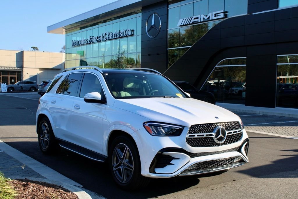 Certified Used 2025 White Mercedes-Benz GLE 450 image 3