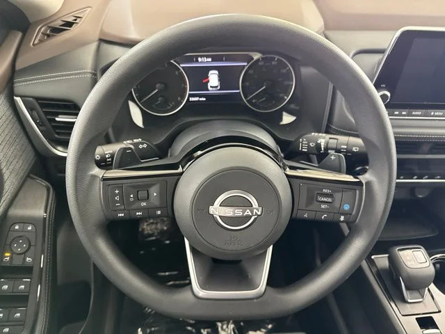 Used 2023 Gray Nissan SV image 23