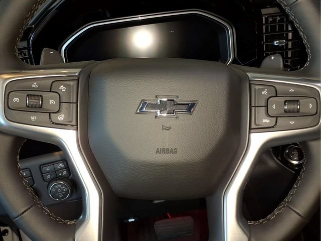 New 2026 Summit White Chevrolet RST image 11