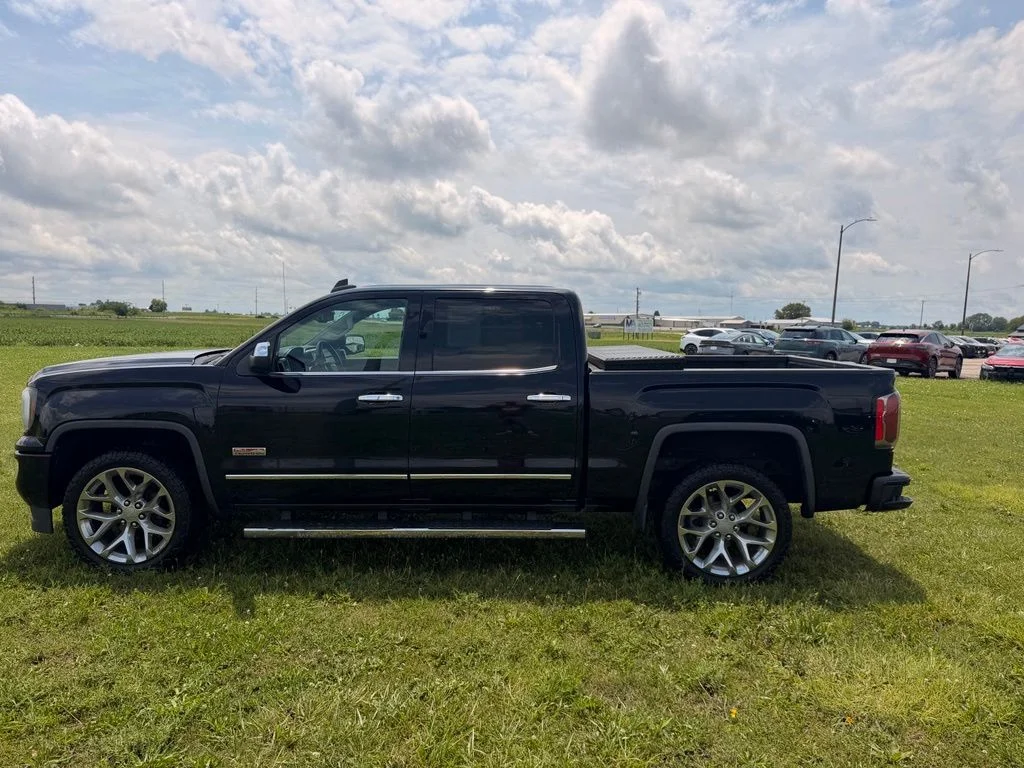 Used 2016 Onyx Black GMC SLT image 8