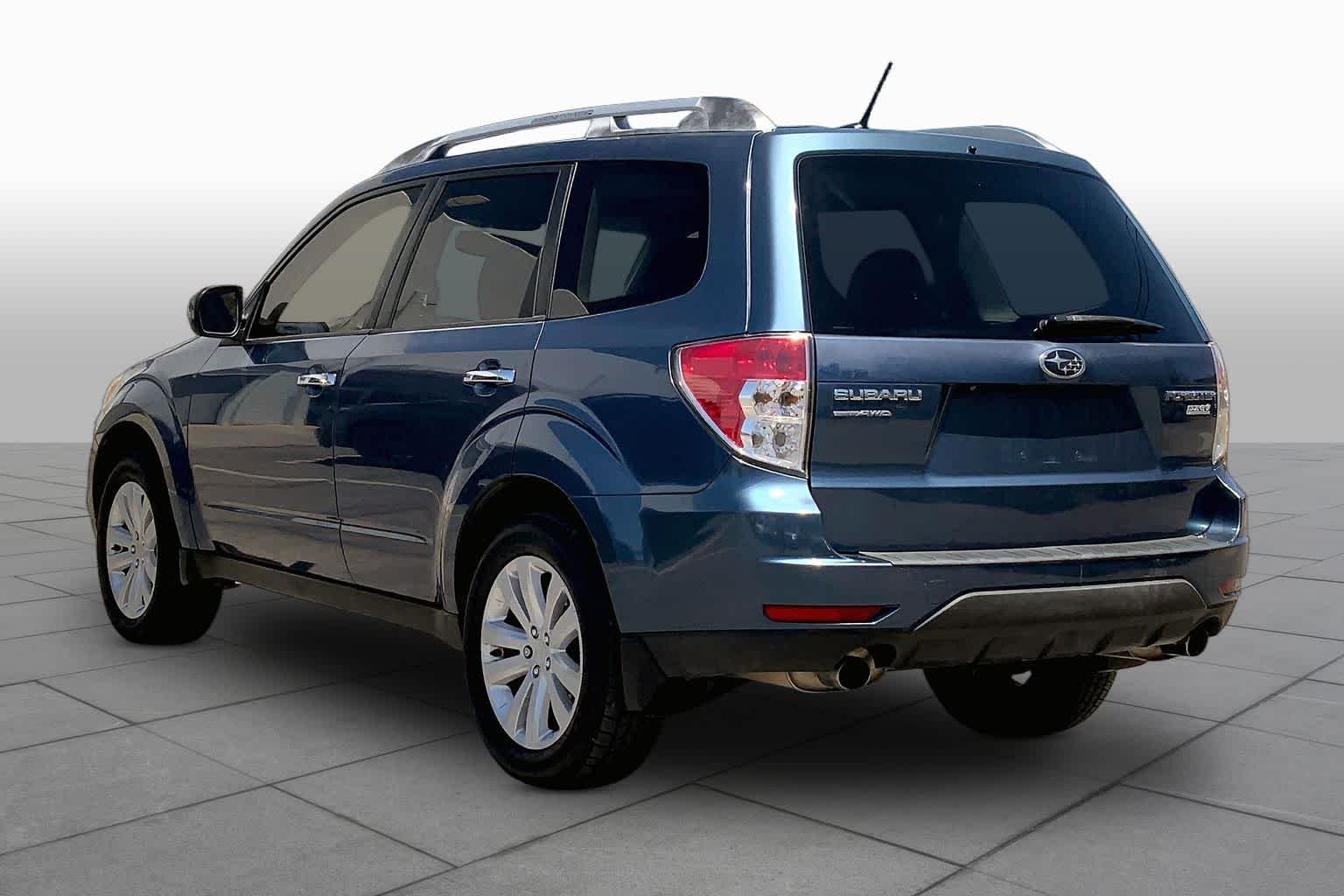 Used 2012 Marine Blue Pearl Subaru 2.5X Touring image 9