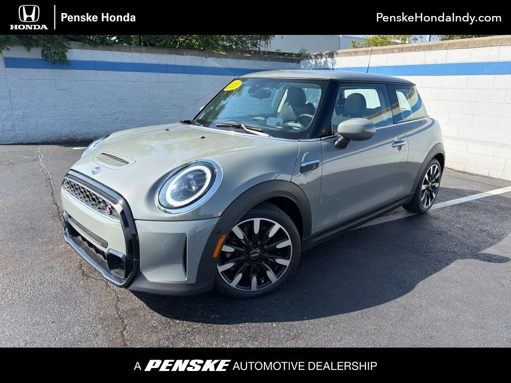 2023 MINI 3 Door