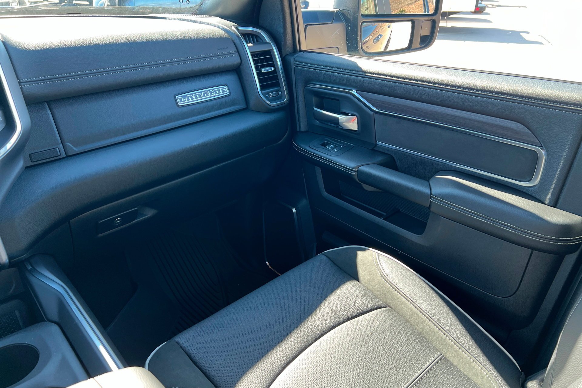 New 2026 Forged Blue Metallic Exterior Paint RAM Laramie image 11
