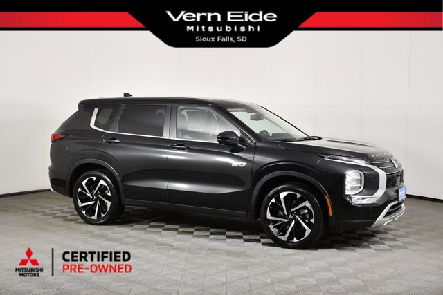 2025 Mitsubishi Outlander Plug-In Hybrid SE