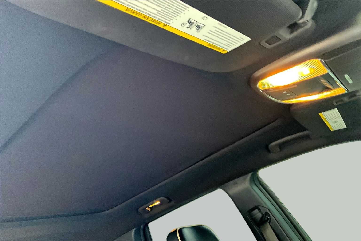 Used 2014 Maximum Steel Metallic Clearcoat Jeep Overland image 13