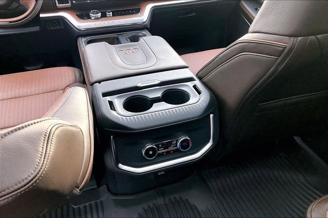 Used 2025 White Ford King Ranch image 30