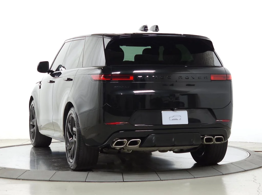 Used 2025 Black Land Rover Autobiography image 3