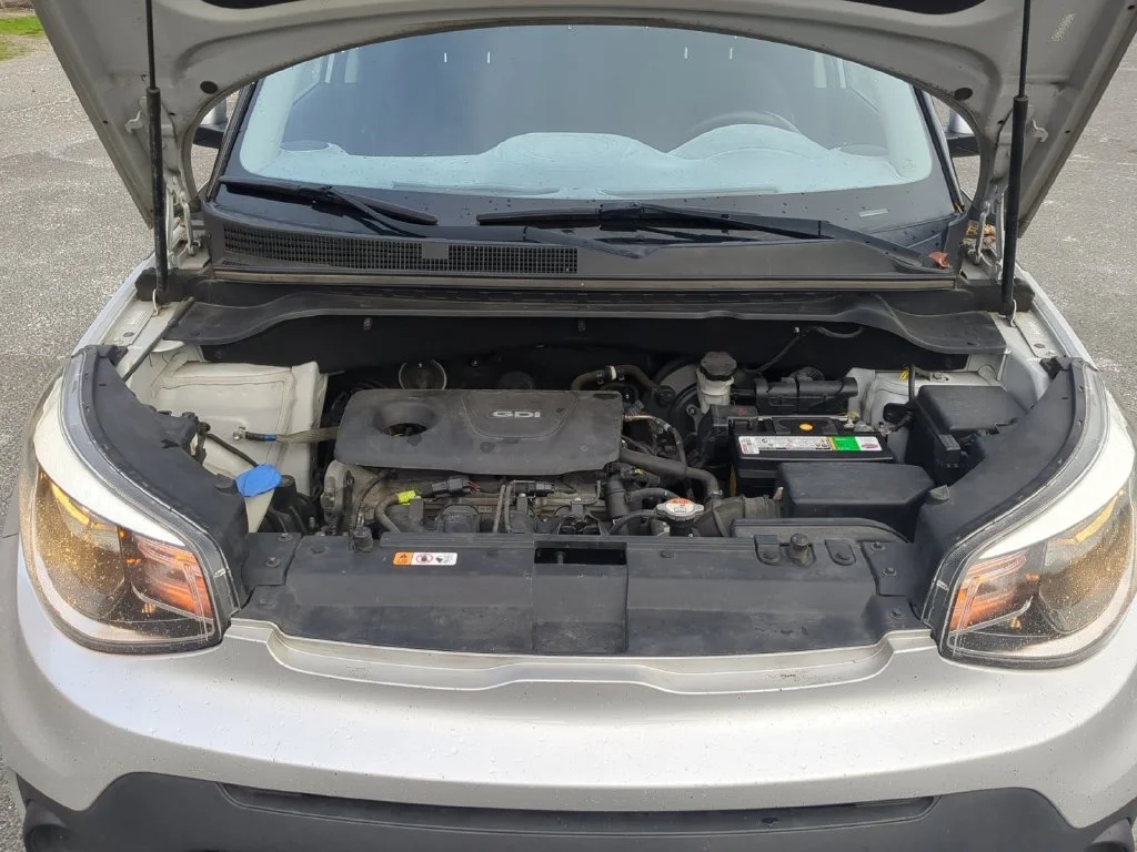 Used 2019 Silver Kia Base image 22
