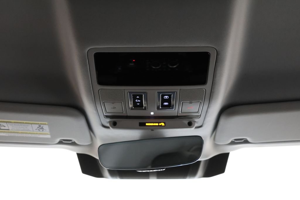 Used 2026 Fuji White Land Rover S image 14
