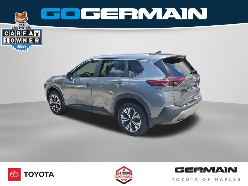 Used 2023 Gray Nissan SV image 13