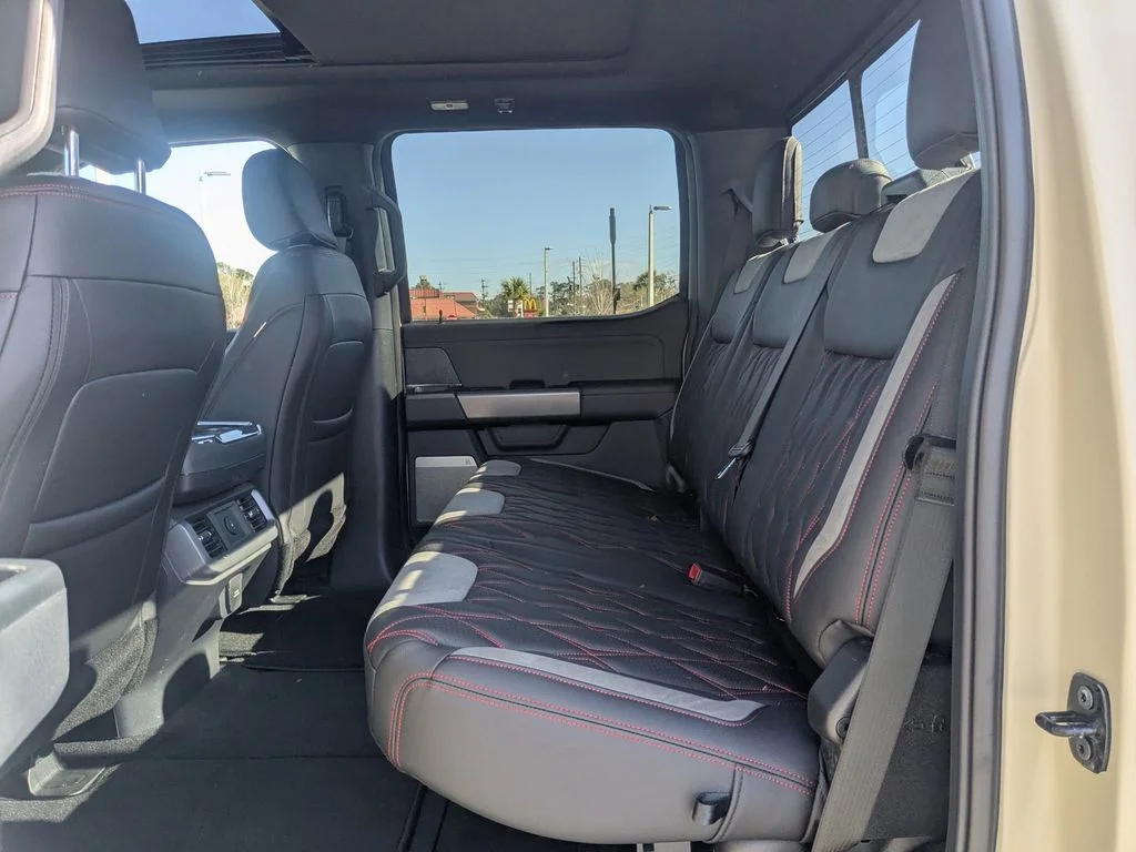 New 2026 Agate Black Metallic Ford XLT image 15