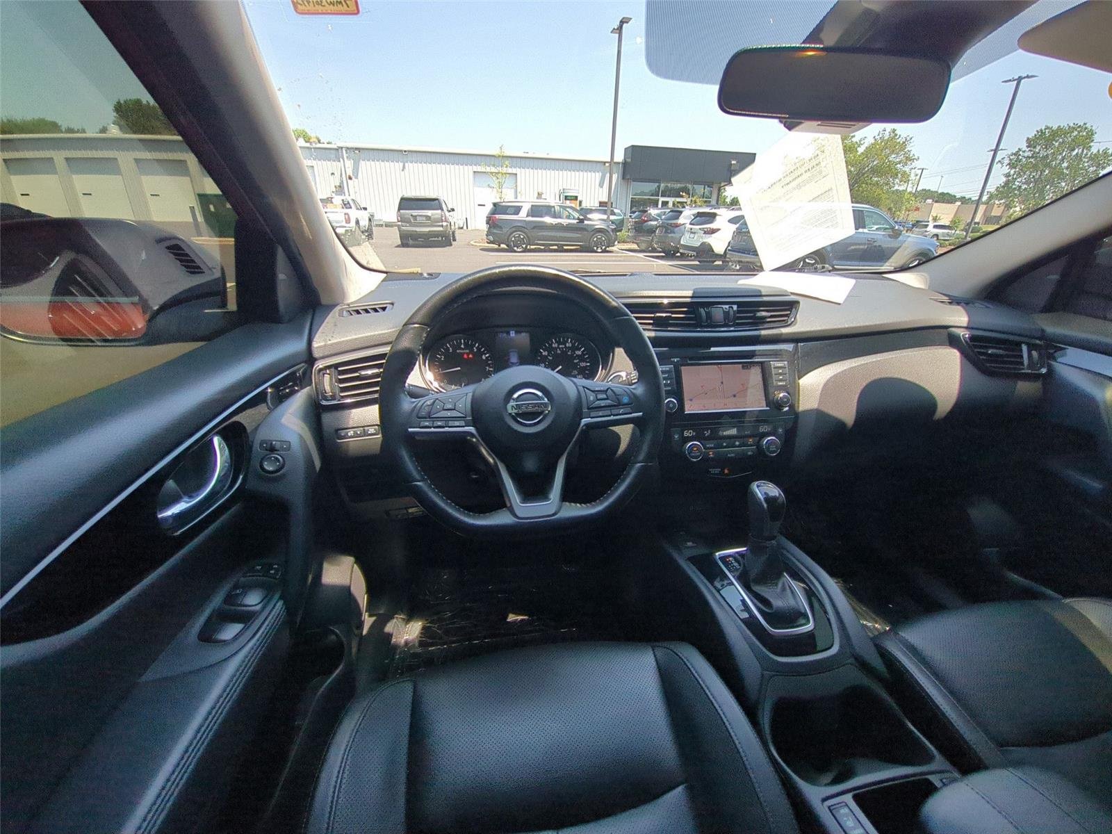 Used 2021 Monarch Orange Metallic Nissan SL image 34