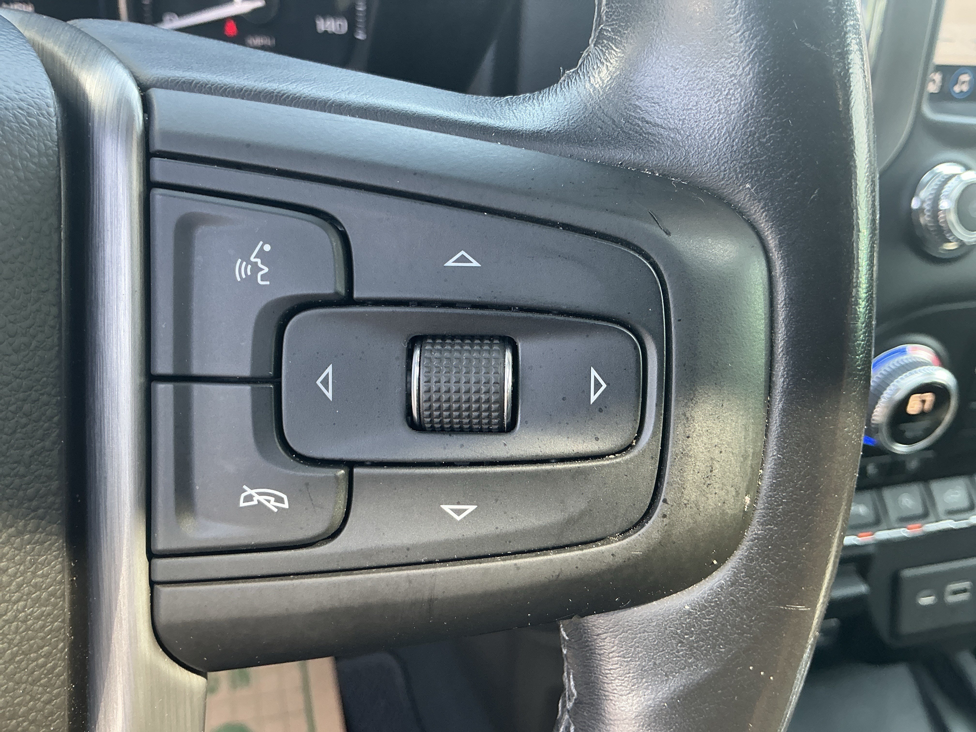 Used 2021 Onyx Black GMC Denali image 18
